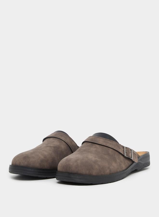 ستايلي حذاء خشبي سهل الارتداء من الجلد الصناعي مع تفاصيل مشبك - Image 3