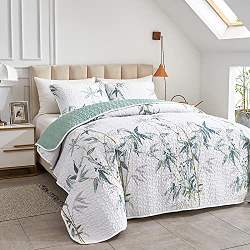 Flysheep Botanical Quilt Set 3 Pieces Full/Queen Size, Green Leaves Printed on White Reversible Bedspread Coverlet Set, Soft Microfiber Lightweight Bed Cover for All Season (90" x 90", 1 Quilt+ 2 Pillow Shams) - Image 2