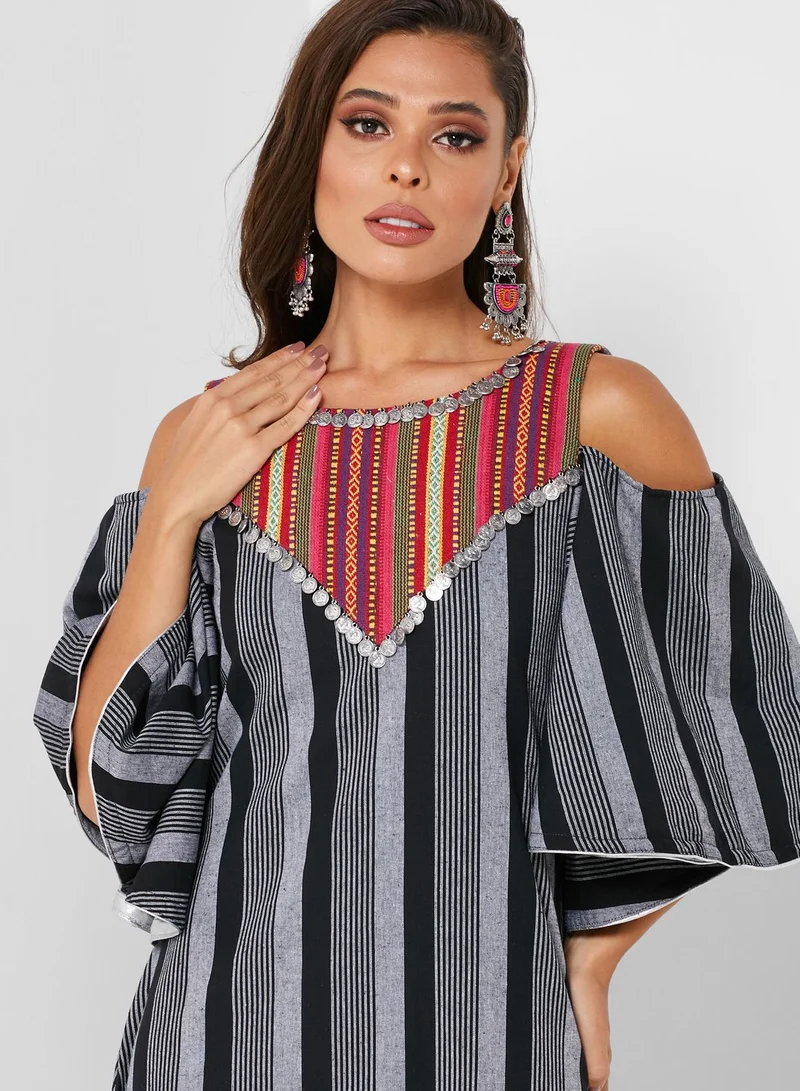 Metanoia Cold Shoulder Printed Abaya