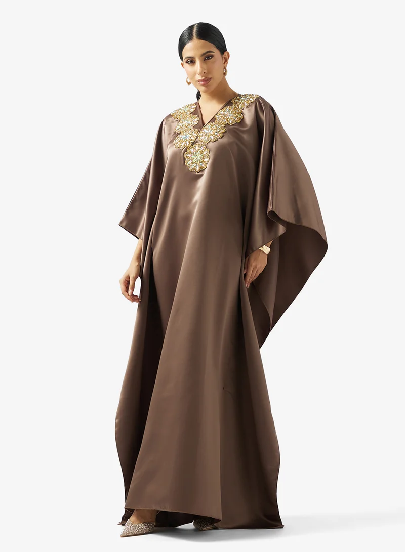 V neck  With Embroidered Jalabiya