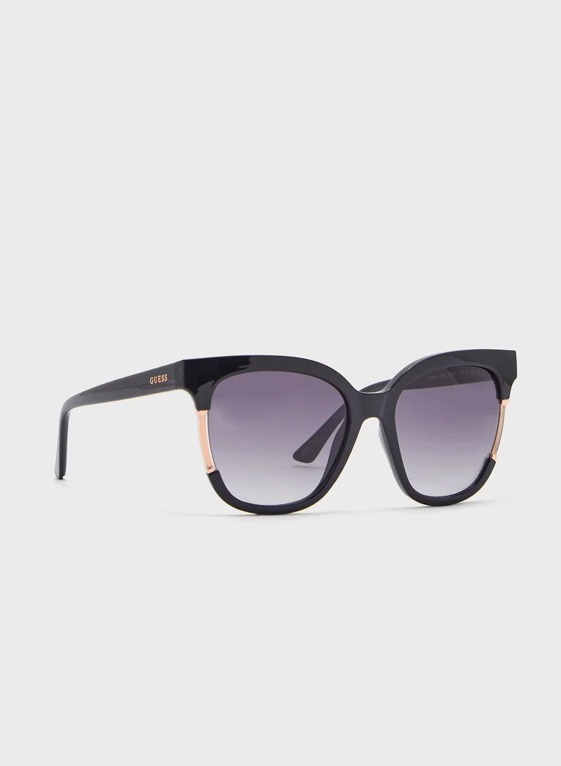 GUESS Oversized Sunglasses