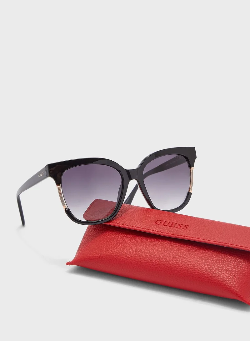 GUESS Oversized Sunglasses