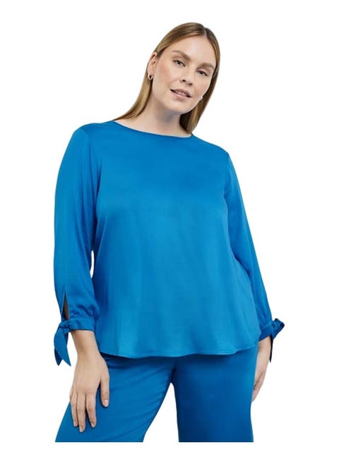 Blouse top with knotted details on the sleeves