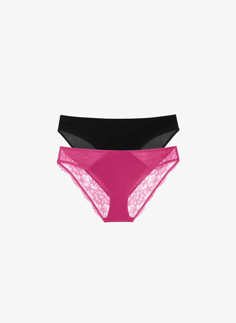 دورينا سروال داخلي دانتيل