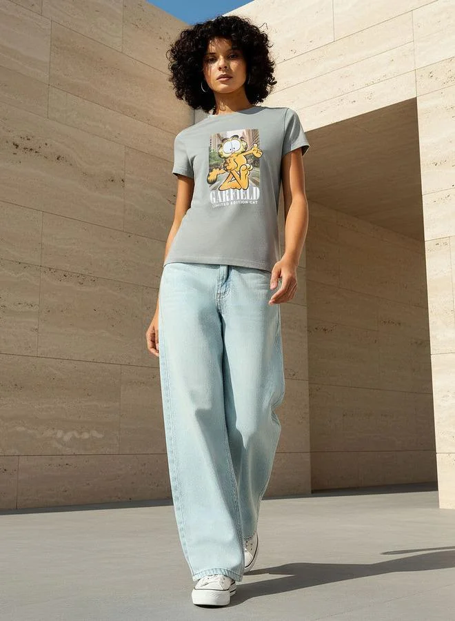 SP Characters Cotton T shirt with Garfield Print