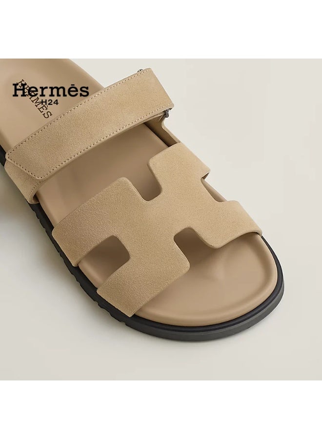 Hermes H24 صندل ”H24 Chypre“ من هيرميس للنساء، مزود بشريط فيلكرو، لون رملي - Image 5