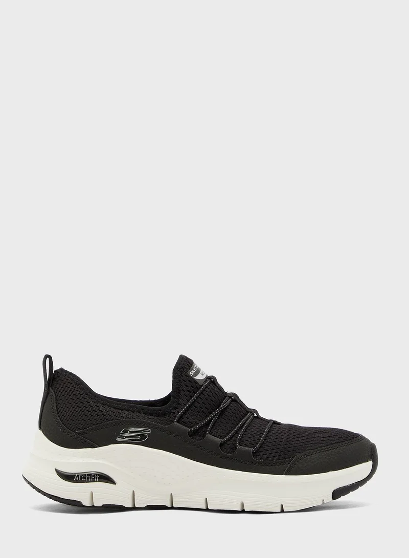 SKECHERS Arch Fit