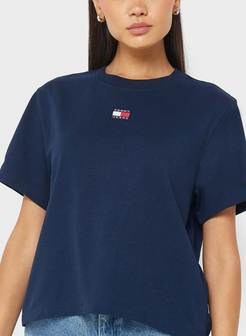 TOMMY JEANS Logo Badge T-Shirt