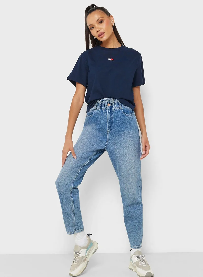 TOMMY JEANS Logo Badge T-Shirt