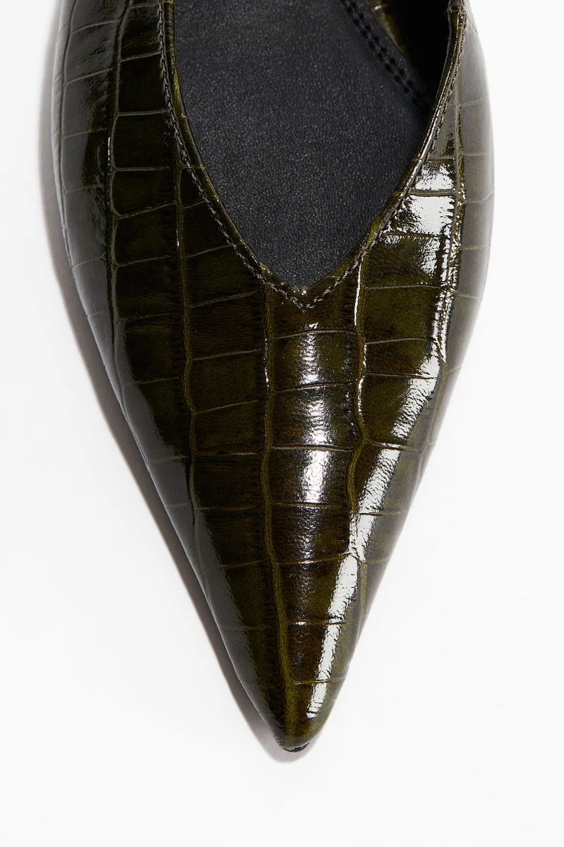 اتش اند ام حذاء جلدي بشريط خلفي