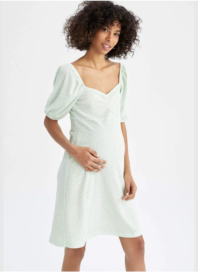 DeFacto Regular Fit Half Balloon Sleeves Maternity Dress