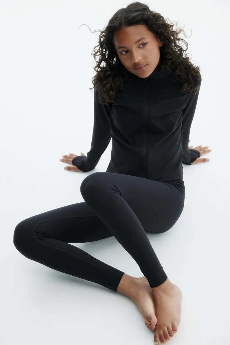 اتش اند ام لغينغز رياضي من نسيج ناعم