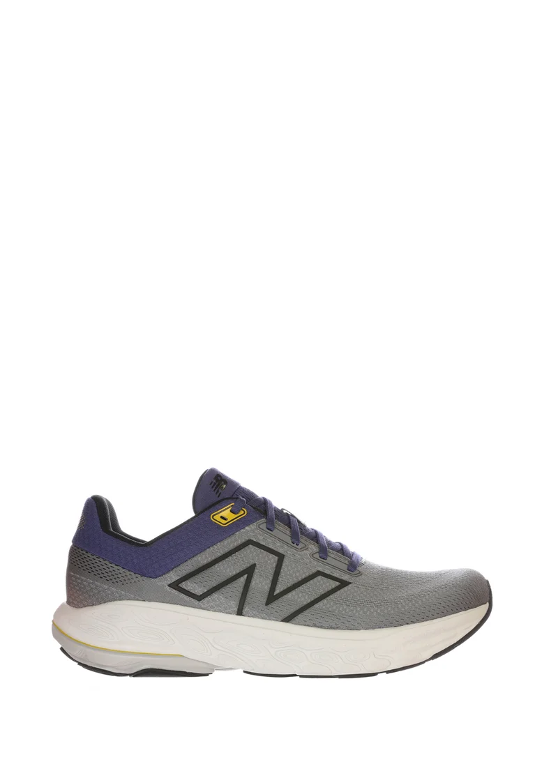 New Balance 860