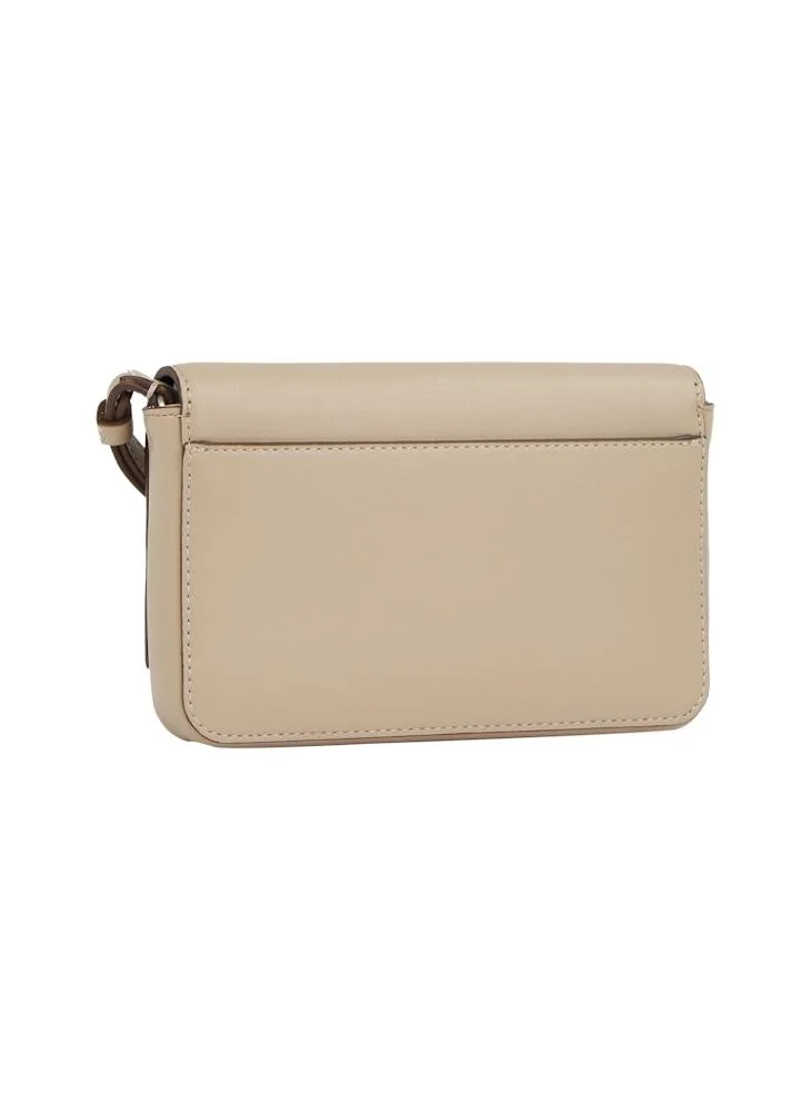Calvin Klein Jeans Sculpted Ew Flap Phone Crossbody