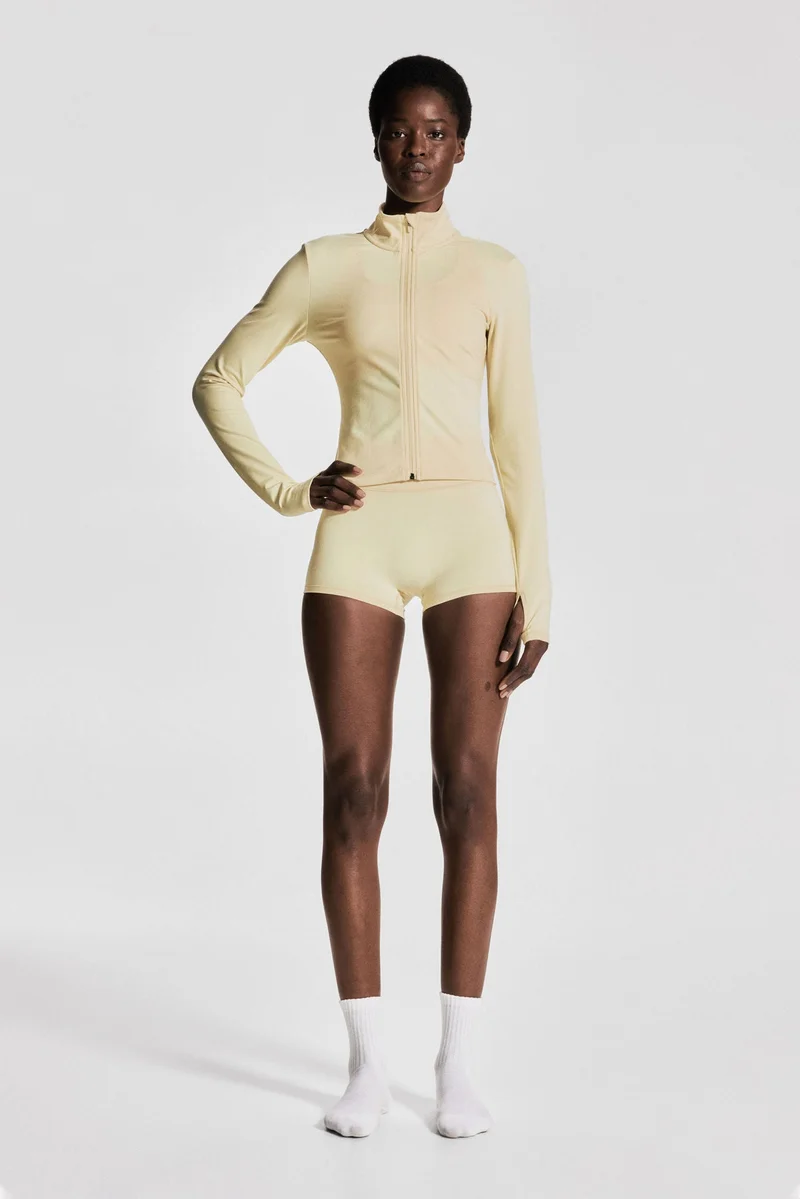 اتش اند ام جاكيت رياضي بسحّاب من نسيج سوفت موف