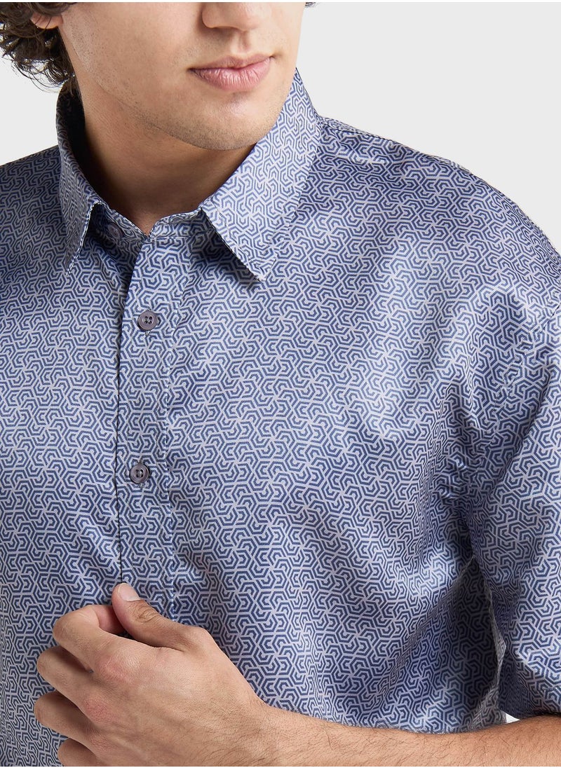 FAV Printed  Regular Fit Shirt  - Image 3