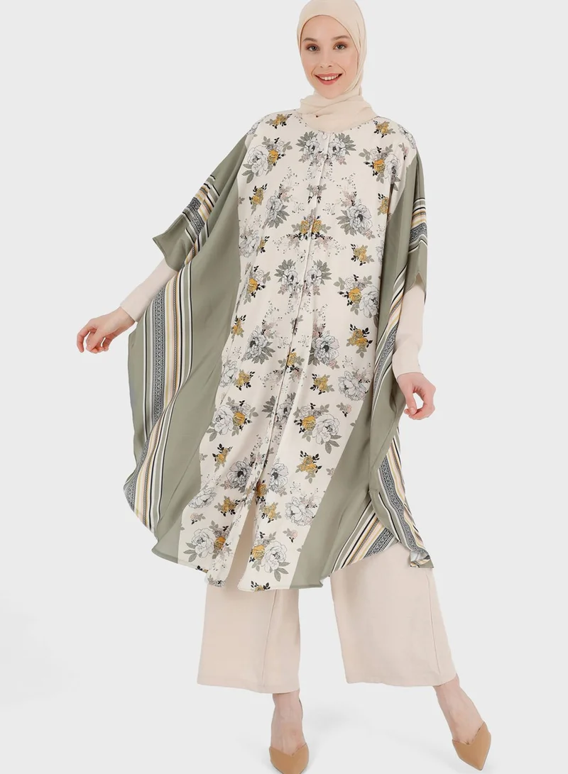 Refka by modanisa Floral Print Cape Sleeve Abaya