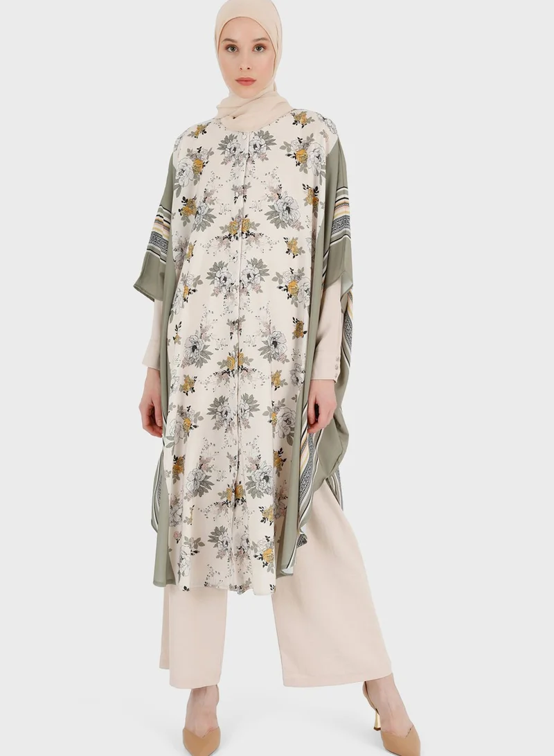 Refka by modanisa Floral Print Cape Sleeve Abaya