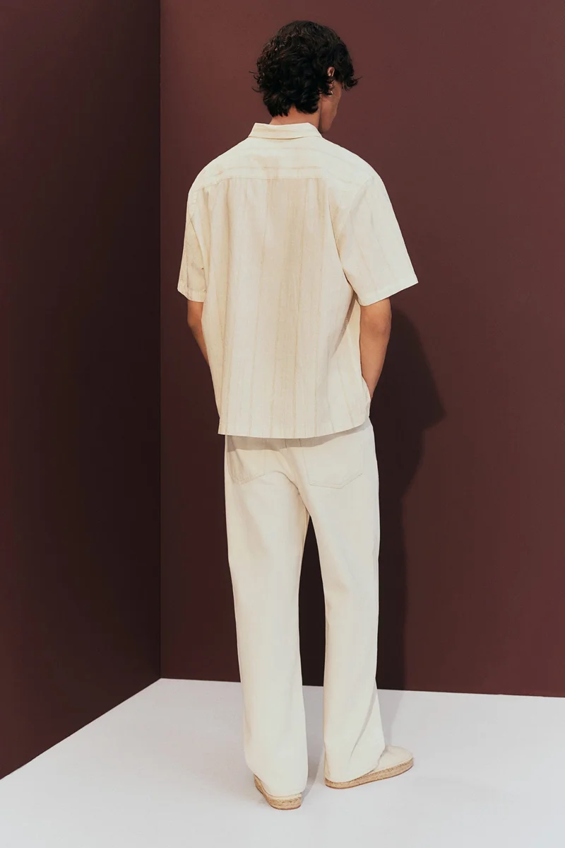 H&M 001-10-210-White Light Regular Fit Short-sleeved shirt for Men | Best Price UAE