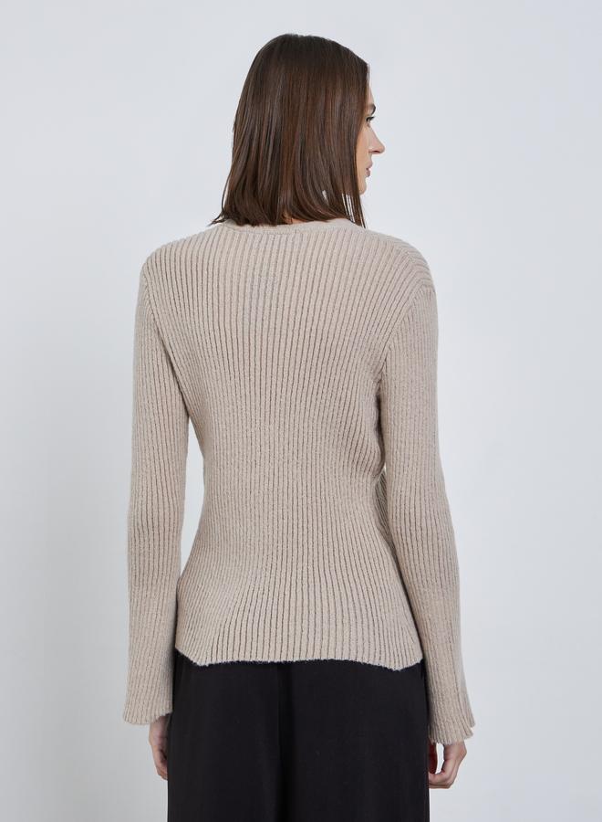 ستايلي بلوزة محبوكة مضلعة بأزرار وأكمام جرسية - Image 4