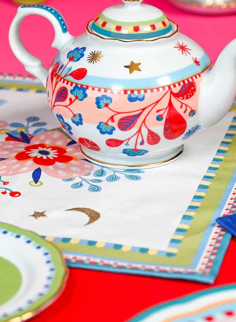 Baci milano Square Antistain Placemat Pomegranate – 38×38 cm Decorative Linen-Feel Tablemat – Washable, Reusable, Colorful Dining Decor with Fruit Motif - Image 3