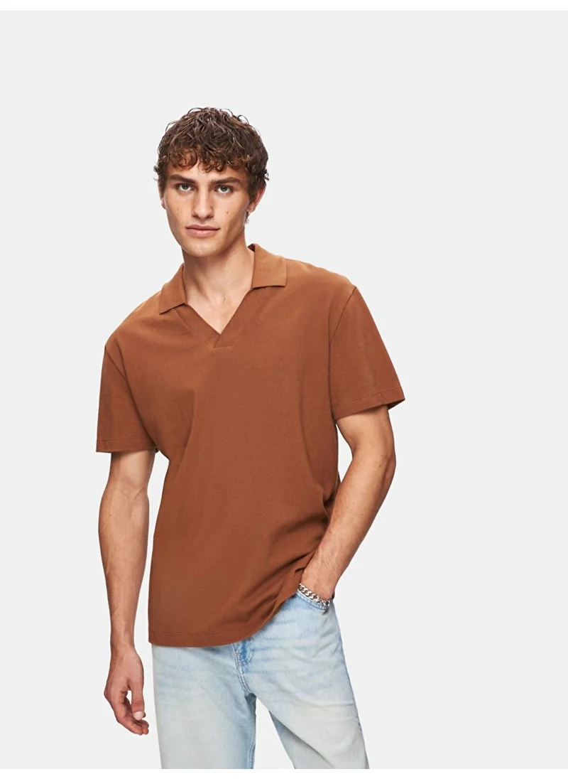 ال تي بي Brown T-Shirt