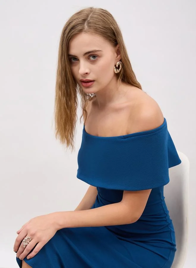 Styli Styli  Plain Off Shoulder Neck Bodycon Midi Dress