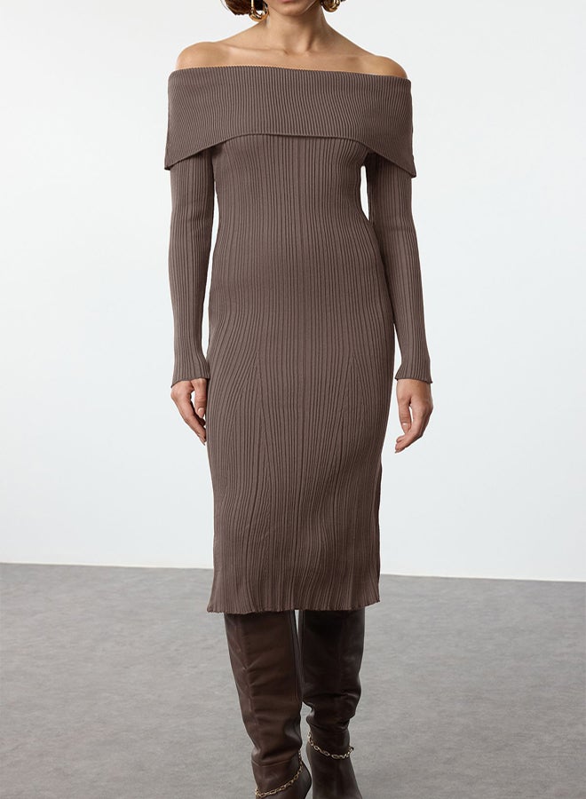 trendyol Mink Plain Midi Basic Carmen Collar Knit Dress - Image 4