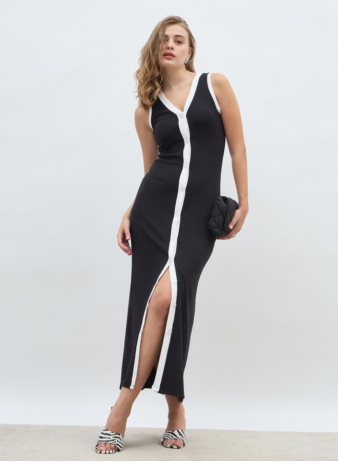Styli Styli Women Black Contrast Trim Sleeveless Sheath Maxi Dress with Button Front  - Image 1