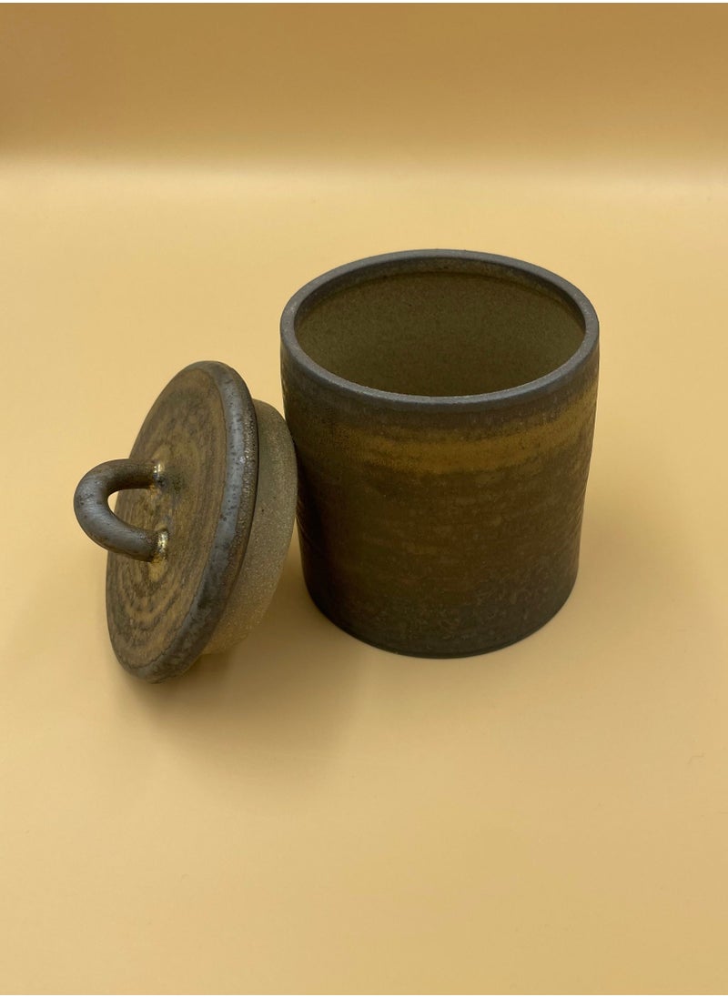 Mishkat Noor - Vintage Style Ceramic Container Jar For Dry Food Spices And Sugar - Image 1