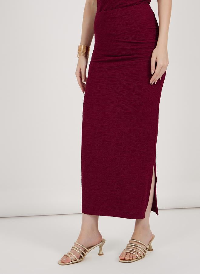 Styli Textured Knit Bodycon Maxi Skirt with Gathered Detail - Image 2