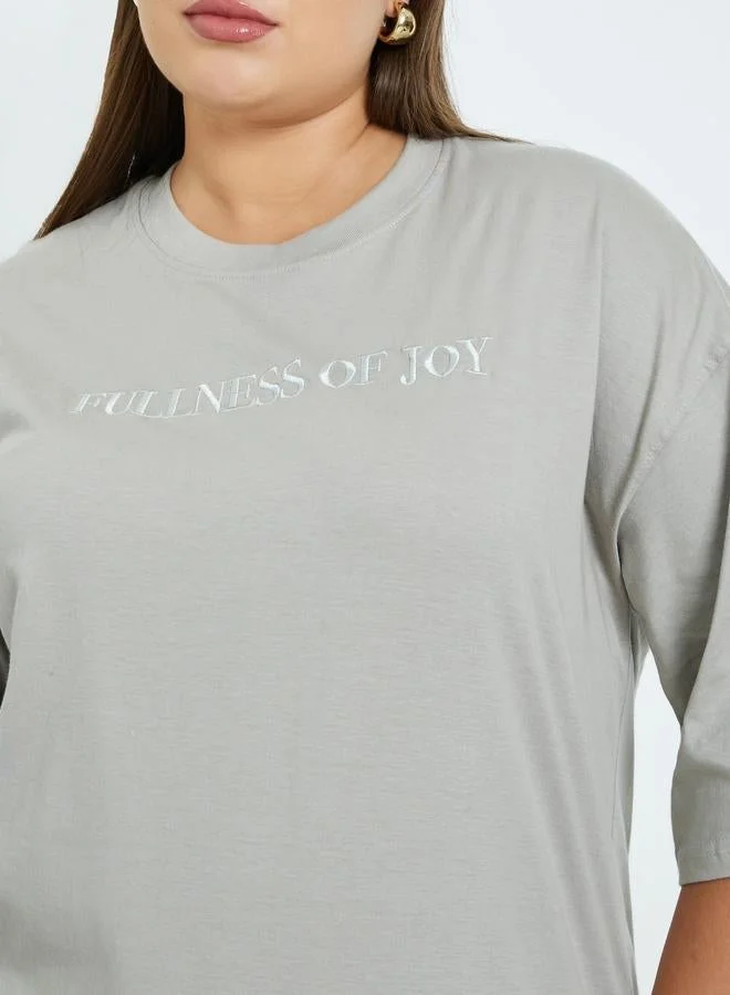 Styli Plus Size Grey Embroidered T-Shirt