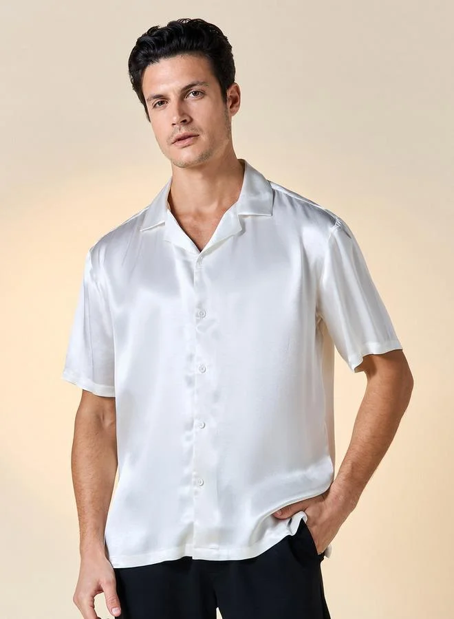 Iconic Iconic Regular Fit Shirt with Camp Collar and Short Sleeves