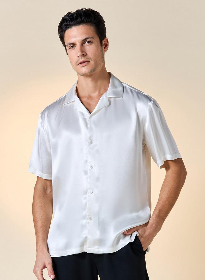 Iconic Regular Fit Shirt with Camp Collar and Short Sleeves - Image 1