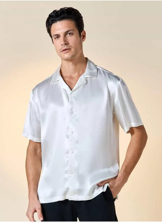 Iconic Iconic Regular Fit Shirt with Camp Collar and Short Sleeves