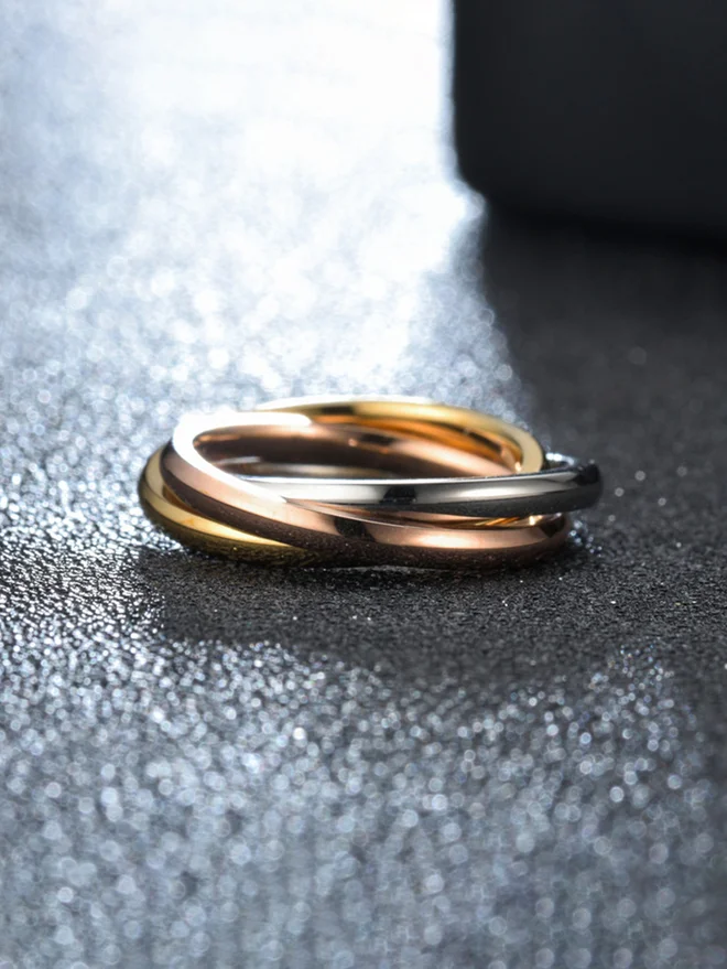 Styli Tri-Color Interlocking Rings