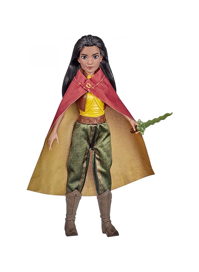 Disney Raya Fashion Doll with Clothes, Shoes, and Sword, Inspired by Disney's Raya and the Last Dragon Movie, Toy for Kids 3 Years and Up 5.1x14x35.56cm