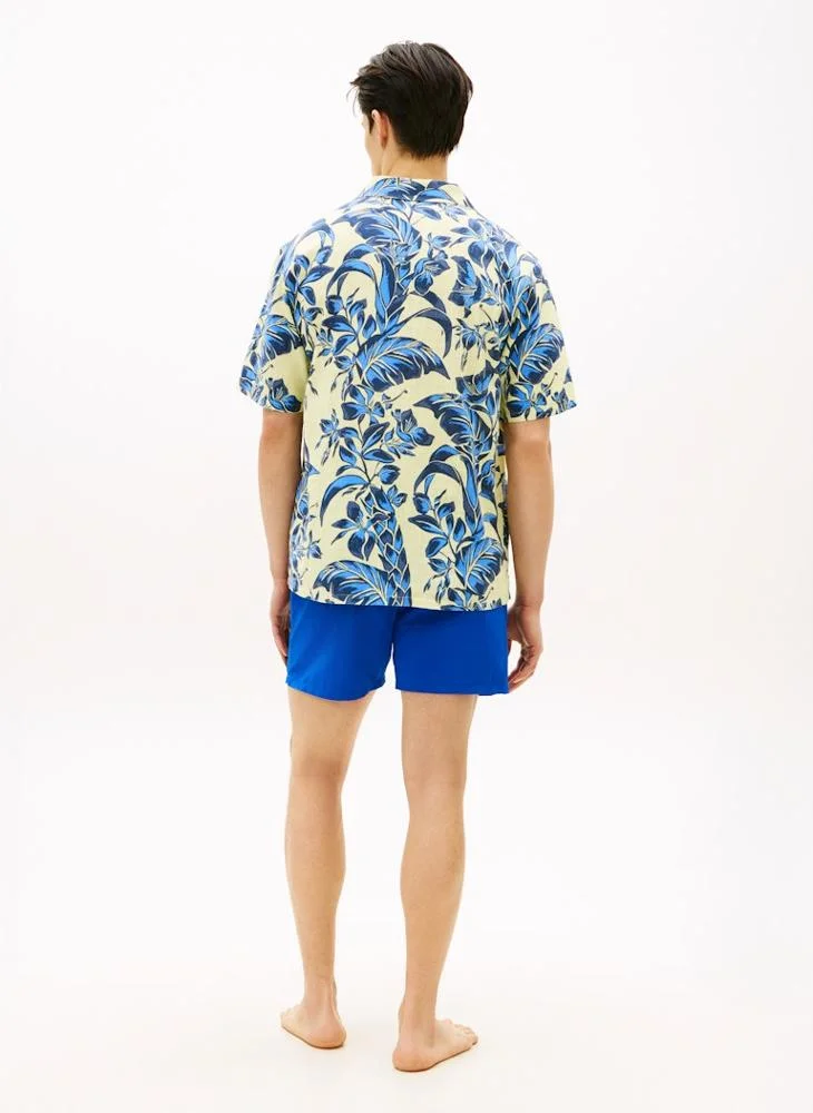 تومي هيلفيغر قميص بولينج بطبعة أساسية