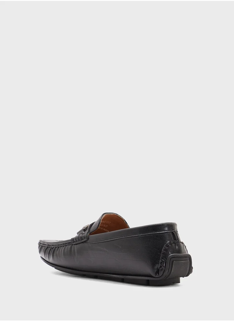 روبرت وود Trim Detail Textured Loafers