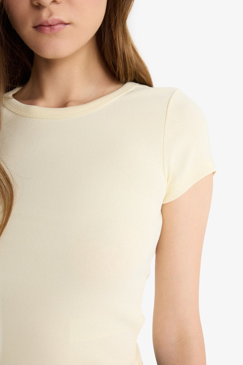 DeFacto Woman Coool Fitted Basic Ribbed Short Sleeve T Shirt - Image 4