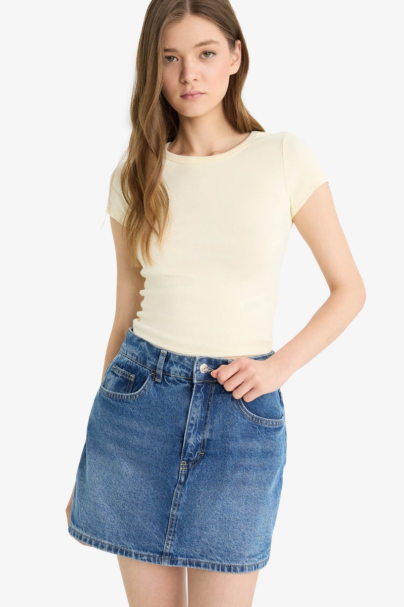 DeFacto Woman Coool Fitted Basic Ribbed Short Sleeve T Shirt - Image 3