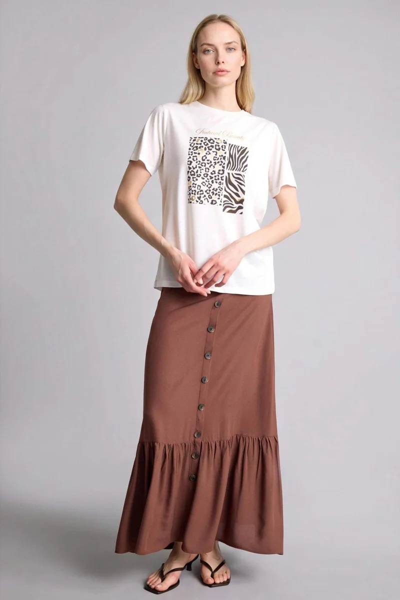 ديفاكتو A Cut Maxi Skirt