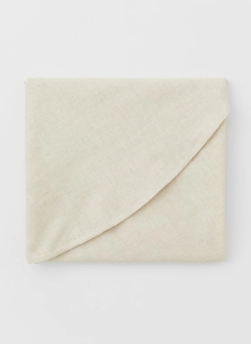 اتش اند ام Round Linen-Blend Tablecloth