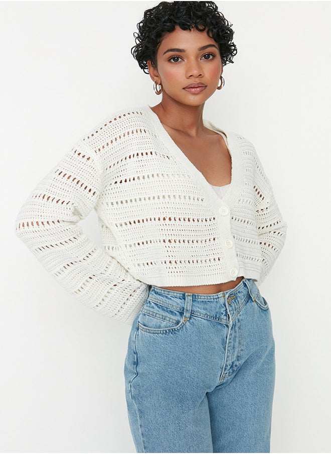 Ecru Crop Openwork/Perforated V-Neck TWOAW23HI00203 - pzsku/Z2D16CAFA6C46425AF94FZ/45/_/1730941909/fdcd3002-6580-4ecc-b20e-487c45ad5424
