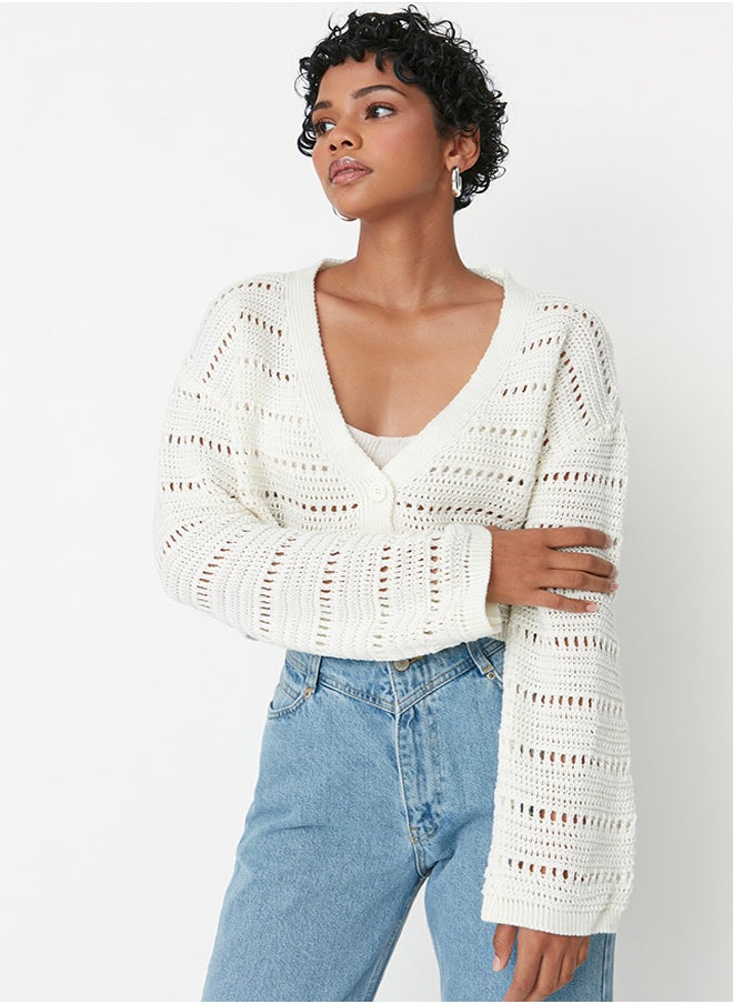 Ecru Crop Openwork/Perforated V-Neck TWOAW23HI00203 - pzsku/Z2D16CAFA6C46425AF94FZ/45/_/1730941911/be8eb8ea-e222-46a3-bb6e-0edf774287ef