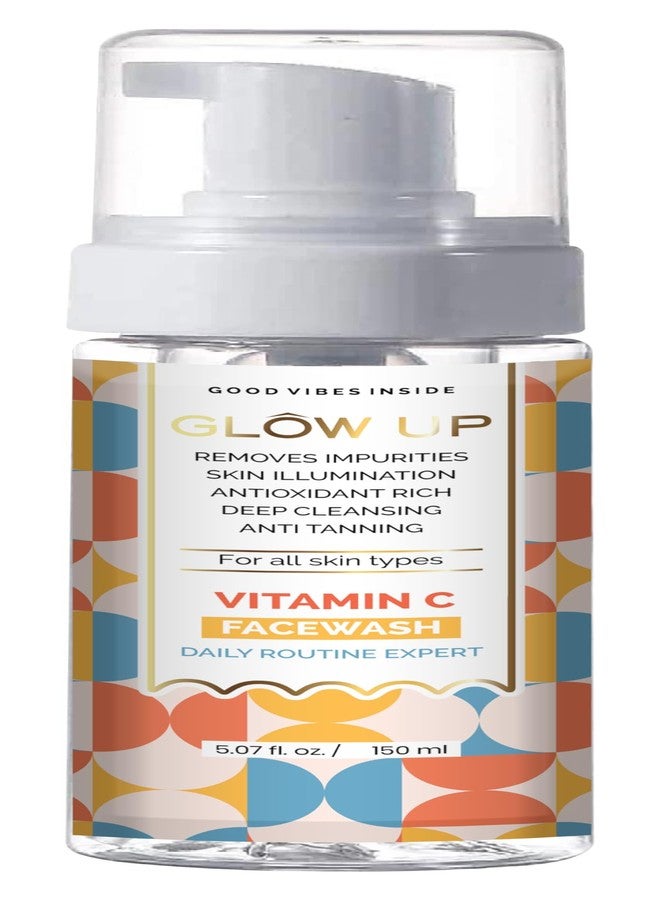 جلو اب غسول الوجه الرغوي بفيتامين سي من جلو أب 150 مل | يزيل الشوائب | يضفي إشراقة على البشرة | غني بمضادات الأكسدة | تنظيف عميق | مضاد للتسمير - Image 1