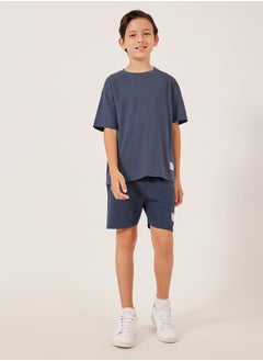Styli Solid Oversized T-Shirt with Badge Detail  - Image 2
