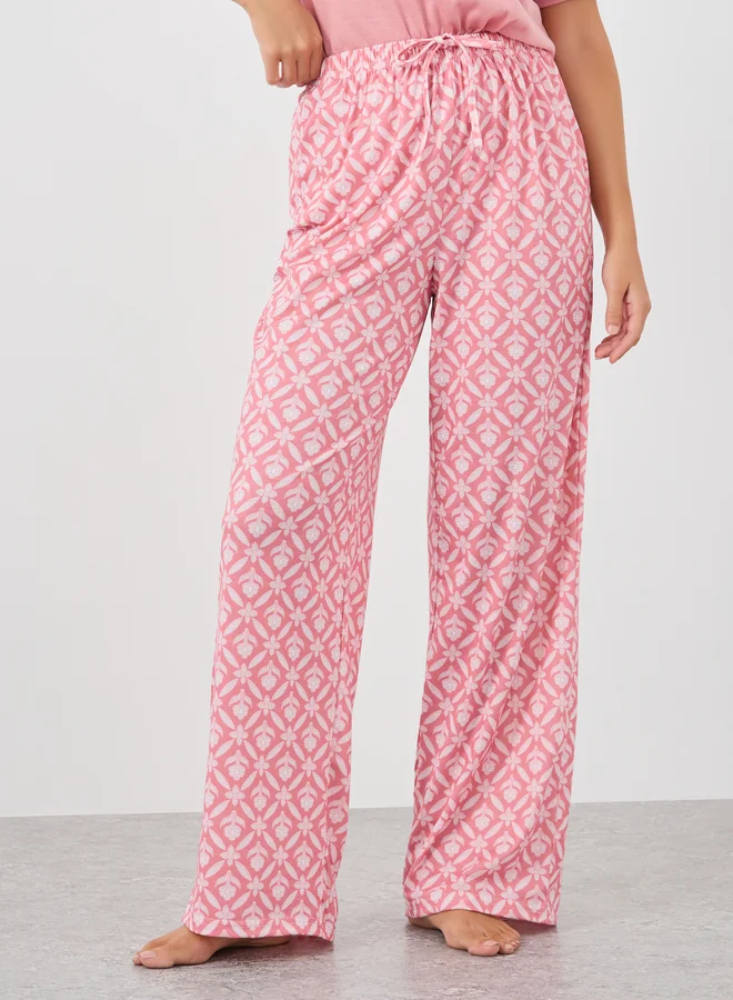 ستايلي Styli Printed Pocket Round Neck T-Shirt and Pyjama Set