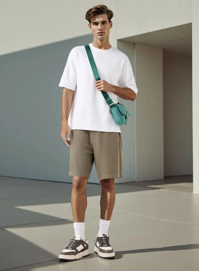 لي كوبر شورت لي كوبر بتطبيق شعار مع إغلاق برباط