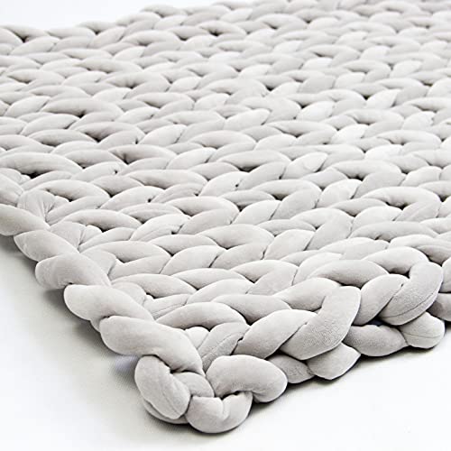 Casaphoria Chunky Yarn for Hand & Arm Knitting, Super Soft Giant Yarn for DIY Blankets & Pillows (Light Grey, 2.3Lbs/47Yards) - Image 3